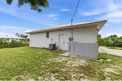 3000 Banyan Way, Punta Gorda, FL 33950 - Photo 39