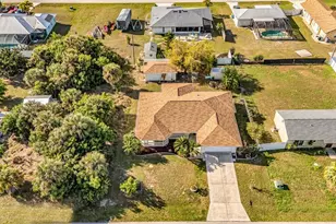 18939 Ayrshire Cir, Port Charlotte, FL 33948 - Photo 59