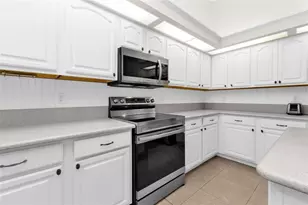 18939 Ayrshire Cir, Port Charlotte, FL 33948 - Photo 17