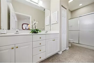 115 Woodbridge Drive #201, Venice, FL 34293 - Photo 17