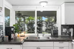 755 Hartford Dr NW, Port Charlotte, FL 33952 - Photo 9