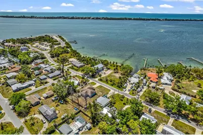 115 Winson Avenue, Englewood, FL 34223 - Photo 37