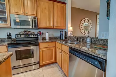 241 17th Street N, Bradenton Beach, FL 34217 - Photo 5