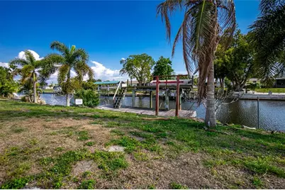 117 Bedford Drive NE, Port Charlotte, FL 33952 - Photo 49