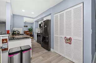 117 Bedford Dr NE, Port Charlotte, FL 33952 - Photo 5