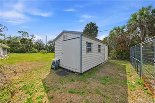 15223 Chamberlain Blvd, Port Charlotte, FL 33953 - Photo 35