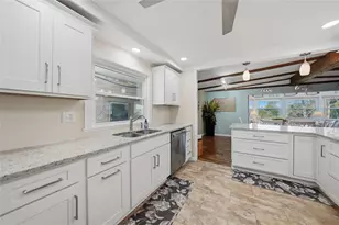 554 Parkwood Ave, North Port, FL 34287 - Photo 5