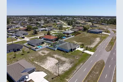 3605 W Gator Circle, Cape Coral, FL 33909 - Photo 11