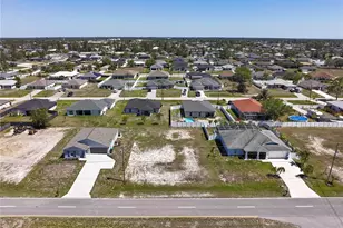 3605 W Gator Cir, Cape Coral, FL 33909 - Photo 9