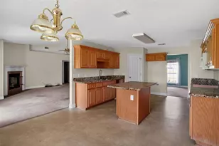 953 Chesapeake Trail, Cantonment, FL 32533 - Photo 3