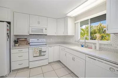 209 Deerfield Avenue NE, Port Charlotte, FL 33952 - Photo 11