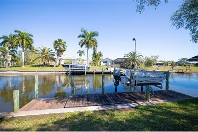 209 Deerfield Avenue NE, Port Charlotte, FL 33952 - Photo 41