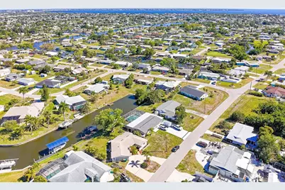 209 Deerfield Avenue NE, Port Charlotte, FL 33952 - Photo 45