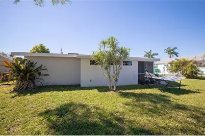 209 Deerfield Avenue NE, Port Charlotte, FL 33952 - Photo 39