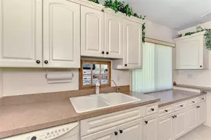 8130 Pickwick Rd, North Port, FL 34287 - Photo 19