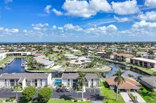 1423 Mediterranean Dr, Punta Gorda, FL 33950 - Photo 39