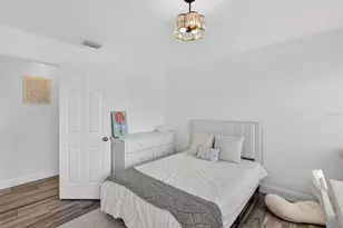 29 SE 10th Ave, Cape Coral, FL 33990 - Photo 25