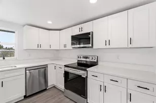 2313 Pinegrove Circle, Punta Gorda, FL 33982 - Photo 9