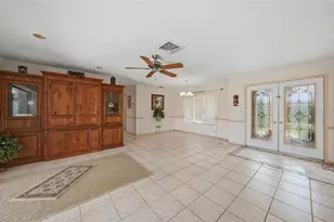 76 Windsor Dr, Englewood, FL 34223 - Photo 5