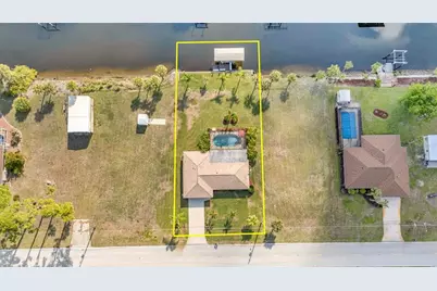 2426 Como Street, Port Charlotte, FL 33948 - Photo 5