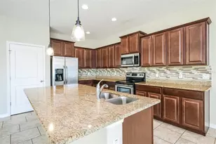 3223 Olivia Breeze Dr, Kissimmee, FL 34746 - Photo 5