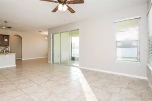 3223 Olivia Breeze Dr, Kissimmee, FL 34746 - Photo 3