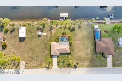 2434 Como Street, Port Charlotte, FL 33948 - Photo 5