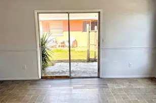 5638 Fifth Ave, Fort Myers, FL 33907 - Photo 9