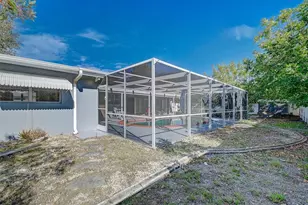 1678 Country Club Pkwy, Lehigh Acres, FL 33936 - Photo 31