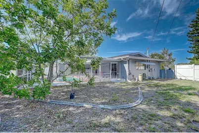 1678 Country Club Parkway, Lehigh Acres, FL 33936 - Photo 33