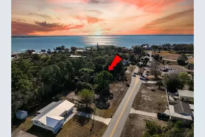 1632 Washington Boulevard NE, Lake Placid, FL 33852 - Photo 1