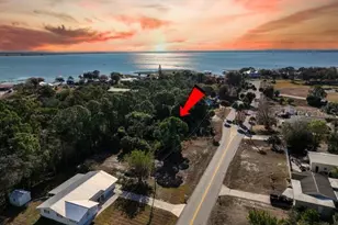 1632 Washington Blvd NE, Lake Placid, FL 33852 - Photo 1