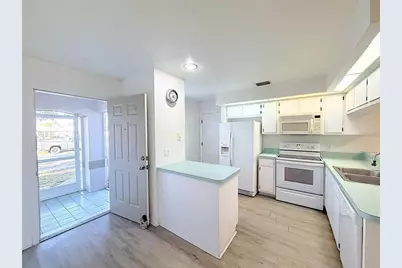 504 Rose Apple Circle, Port Charlotte, FL 33954 - Photo 7