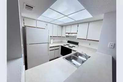 19505 Quesada Avenue #CC-107, Port Charlotte, FL 33948 - Photo 7