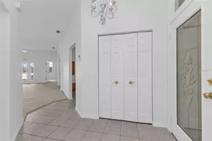 878 Chalmers Dr, Venice, FL 34293 - Photo 9