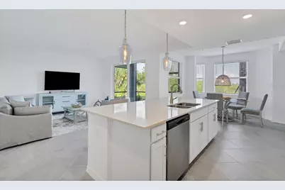 14161 Heritage Landing Boulevard #1112, Punta Gorda, FL 33955 - Photo 11