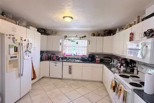 2613 Vizza Ln, North Port, FL 34286 - Photo 5