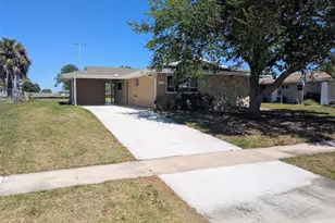 5752 Espanola Ave, North Port, FL 34287 - Photo 1