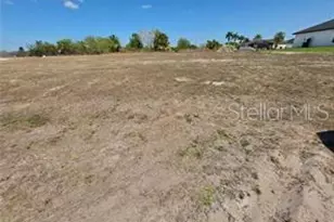 1525 NW 17th St, Cape Coral, FL 33993 - Photo 1