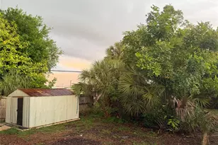 2488 Warne St, Port Charlotte, FL 33952 - Photo 23