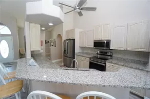 13029 SW Kingsway Cir, Lake Suzy, FL 34269 - Photo 15