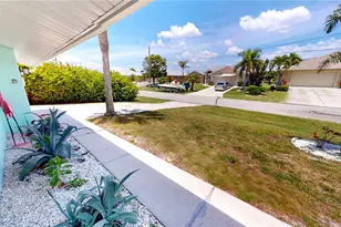19179 Waterbury Ct, Port Charlotte, FL 33948 - Photo 3