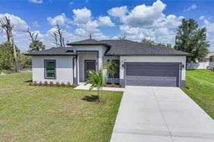 11370 Gulfstream Blvd, Port Charlotte, FL 33981 - Photo 3