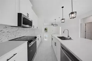 11370 Gulfstream Blvd, Port Charlotte, FL 33981 - Photo 13