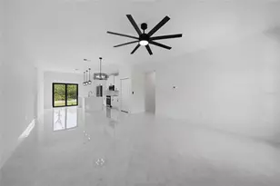 11370 Gulfstream Blvd, Port Charlotte, FL 33981 - Photo 5