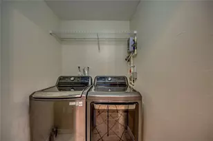 12515 McGregor Blvd, Fort Myers, FL 33919 - Photo 27