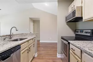 4037 Crockers Lake Blvd, Sarasota, FL 34238 - Photo 9