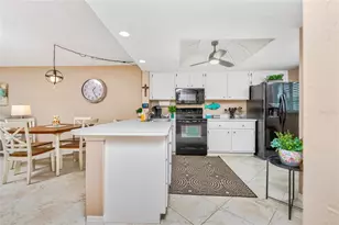 12274 SW Egret Cir, Lake Suzy, FL 34269 - Photo 11