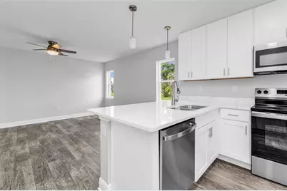 301 E Virginia Avenue, Punta Gorda, FL 33950 - Photo 11