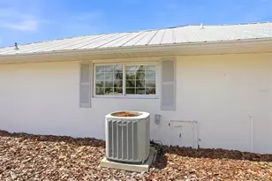 361 Wherley Ave SE, Port Charlotte, FL 33952 - Photo 27